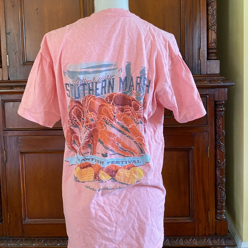 Peach southern marsh T-shirt
